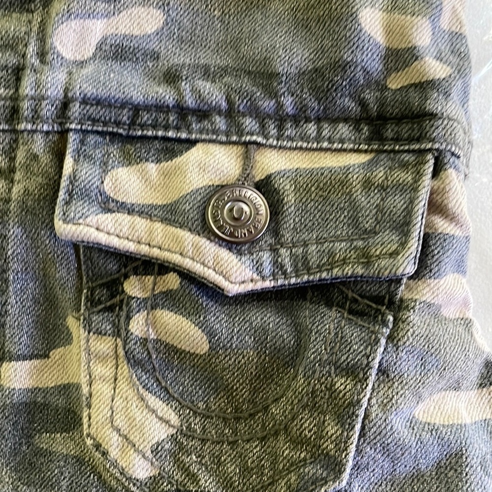 True Religion camo denim jacket in excellent condition